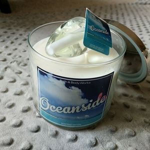 Oceanside 3 wick candle and wallflower bulb
